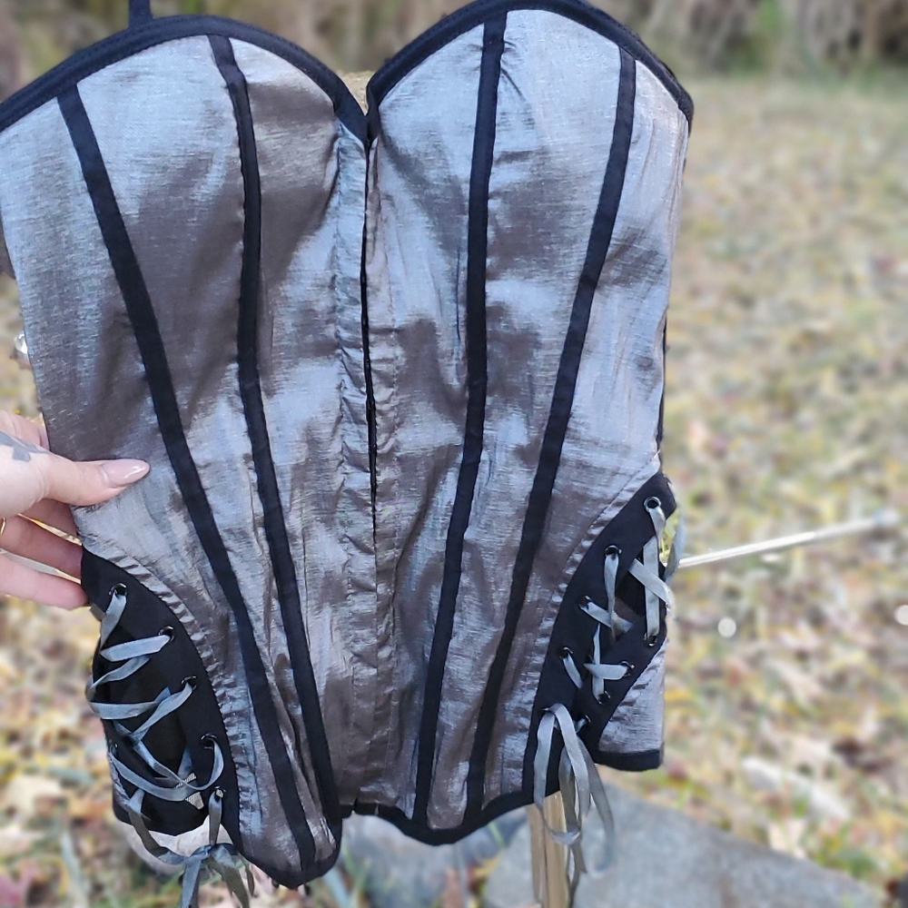 Costume corset